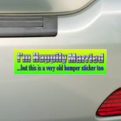 Grappig - Ik ben gelukkig getrouwd Bumpersticker (Op auto)