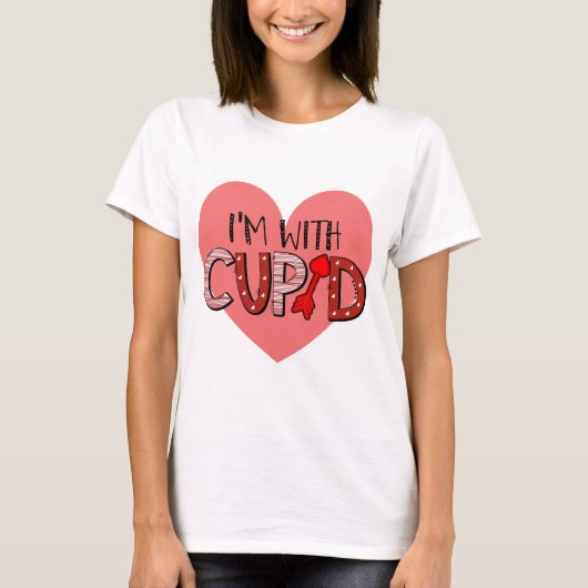 Grappig ik ben met Cupido Red Fancy Script Pink He T-shirt (Voorkant)