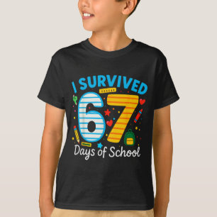 Grappig ik heb 67 dagen school overleefd leraar le t-shirt