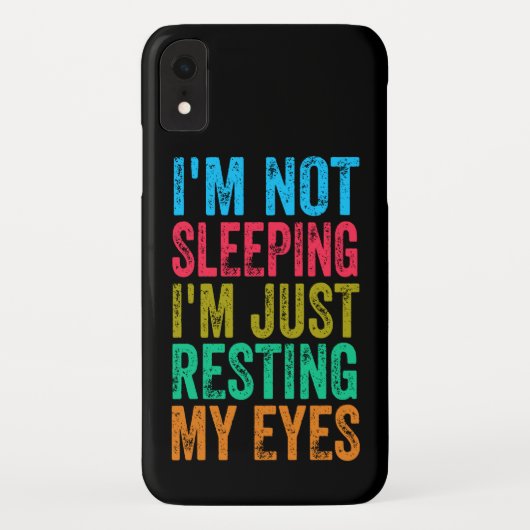 grappig ik slaap niet ik rust gewoon mijn ogen uit Case-Mate iPhone case (Achterkant)