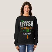 Grappig Irish Breathalyzer Blow Hier St. Patrick's Trui (Voorkant volledig)