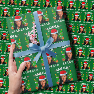 Grappig Kamala Harris 2024 Groene Kerst Cadeaupapier