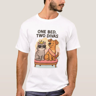 Grappig kat en hond T-shirt - een bed, twee diva's