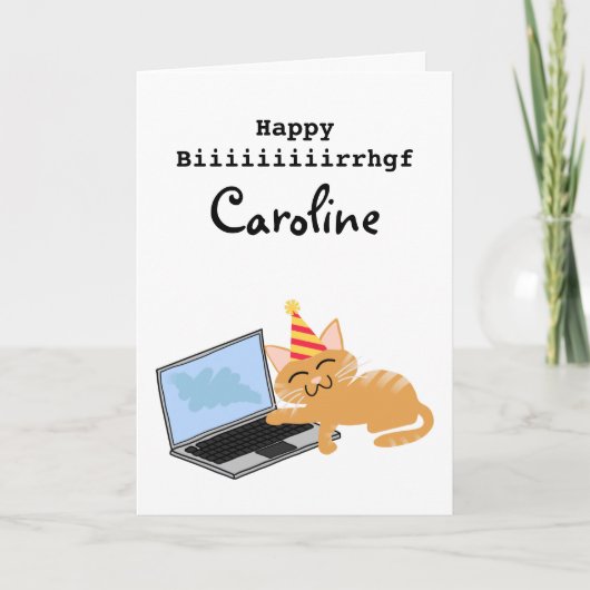 Grappig katje op een laptop die Happy Birthday Kaa Kaart (Voorkant)
