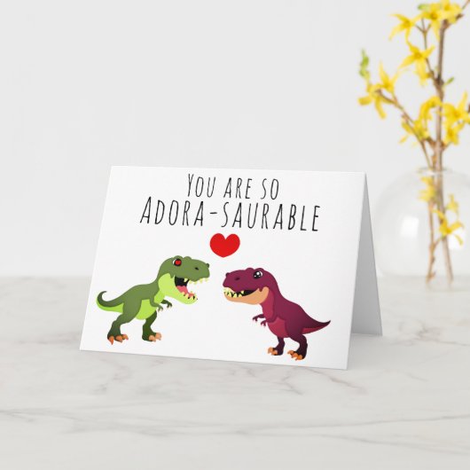 Grappig Kawaii Dinosaurus Paar Pun Valentijnsdag Kaart (Gele Bloem)