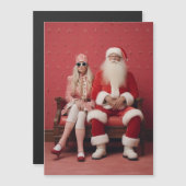 Grappig kerstduo: Kerstman en mevrouw Claus Magnetische Uitnodiging (Voorkant / Achterkant)