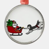 Grappig kerstkleed met Husky Dog Pulling Metalen Ornament (Voorkant)