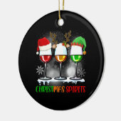 Grappig kerstkraltje, glaasjes met wijn keramisch ornament (Links)