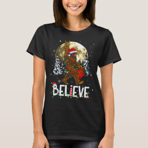 Grappig kerstmis Xmas Bigfoot Geloof Sasquatch In T-shirt