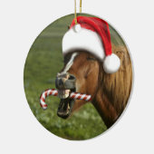 Grappig kerstpaard met kersthoed keramisch ornament (Links)