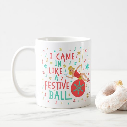 Grappig kerstrecro Woman op feestelijke kerstbal Koffiemok (Met donut)