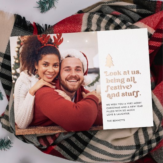 Grappig kijk ons feestelijke kerstfoto folie feestdagenkaart