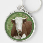 Grappig kijkend Koe in Grass Sleutelhanger (Voorkant)