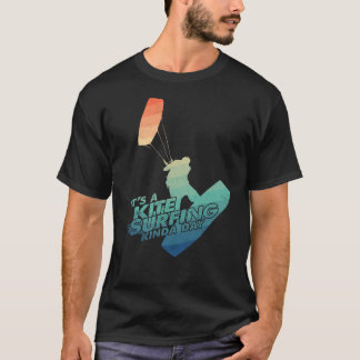 Grappig kitesurfen Quote  kleuren look T-shirt