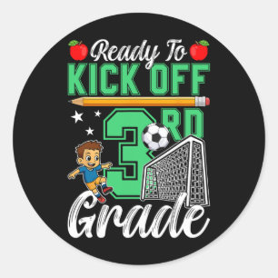 Grappig klaar om 3e klas voetbal terug naar school ronde sticker