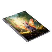 Grappig konijntje in een betoverd bos notitieboek (Rechterzijde)