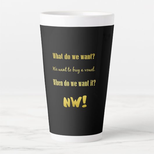 Grappig Koop een klinker — Nu! Latte Mok (Voorkant)