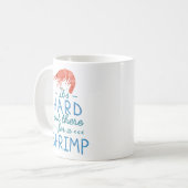 Grappig korte mensen die er zijn voor een garnaal koffiemok (Voorkant links)