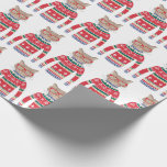 Grappig lelijke kerstkeuken, Cute Cat Lover Cadeaupapier<br><div class="desc">Grappig wintervakantiekerstpapier met een kat met een rode bril en een 'lelijke' kerstkermis in Scandinavië.  Eigenlijk vinden we hem nogal schattig.  Ideaal voor Ugly Sweater Kerstparty's of Winter Birthdays,  speciaal geweldig voor kattenliefhebbers.</div>