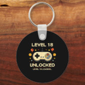 Grappig level 18 ontgrendeld gamer 18e verjaardags sleutelhanger (Voorkant)