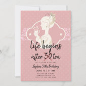 Grappig leven begint na thee 30ste verjaardagsfees kaart (Voorkant)