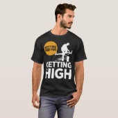 Grappig Lineman Design krijgt betaald om high te w T-shirt (Voorkant volledig)
