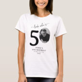Grappig 'Look Who's 50' Stijlvolle 50e verjaardag T-shirt (Voorkant)