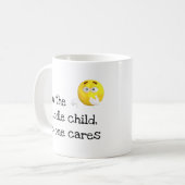 Grappig middelste kind, niemand geeft erom koffiemok (Voorkant links)