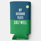 Grappig "Mijn man speelt goed golf." Blauw en Wit Seltzer Blikjeskoeler (Achterkant)