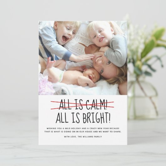 Grappig modern Alles is rustig Feestdagenkaart (Staand voorkant)