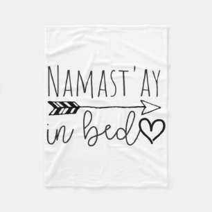 Grappig Namastay In Bed Yoga Luie Meisje Cadeau Fleece Deken