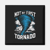 Grappig niet mijn eerste Tornado Retro Storm Chase Magneet (Voorkant)