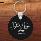 Grappig Nieuw Papa Life Level 1 Custom Year Sleutelhanger (Voorkant)