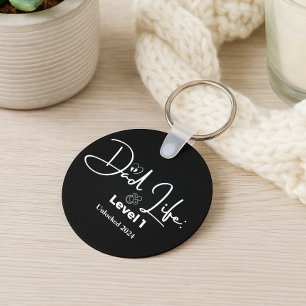 Grappig Nieuw Papa Life Level 1 Custom Year Sleutelhanger