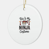 Grappig Ninja Kostuum Halloween Vector Ontwerp_1 Keramisch Ornament (Links)