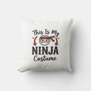 Grappig Ninja Kostuum Halloween Vector Ontwerp_1 Kussen