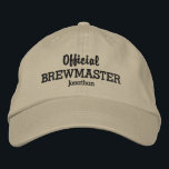 Grappig Officiële Brewmaster Beer Lover Custom Nam Pet<br><div class="desc">Het perfecte pet voor iedereen die van bier houdt! Dit pet in honkbalstijl bevat de woorden "Official Brewmaster" (wijziging in bierproever, brouwer, enz.) en uw aangepaste naam hieronder (of vervang deze door uw tekst). Verander eenvoudig de kleur van de tekst en het pet. Of je nu je eigen ambachtelijke biertje...</div>