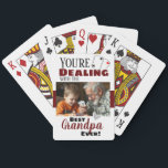 Grappig omgaan met de beste foto van opa One Pokerkaarten<br><div class="desc">Grappig dat je de beste opa ooit speelt. Alle tekst kan worden aangepast. Geweldig voor de nacht van het familiespel of wanneer je wilt dat je tegenstander zich aan zijn eigen wensen houdt! Eén fotooptie</div>
