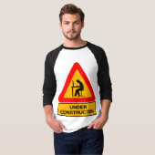 Grappig 'Onder Constructie' Grafisch T-Shirt – Kan (Voorkant volledig)