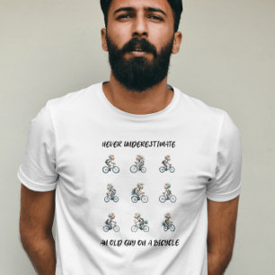 Grappig Onderschat nooit een oude man op een fiets T-shirt