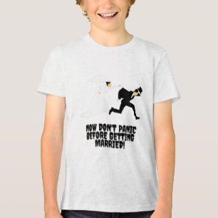 Grappig ontwerp _ Bruid achtervolgt bruidegom _ Ge Tri-Blend Shirt