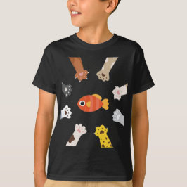 Grappig ontwerp dat katten spelen om vis te vangen t-shirt