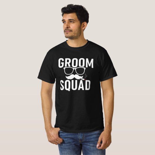 Grappig ontwerp voor bruidegom en vrienden voor ee t-shirt (Voorkant volledig)
