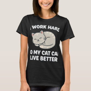 Grappig ontwerp voor kattenliefhebbers – Ik werk h T-shirt