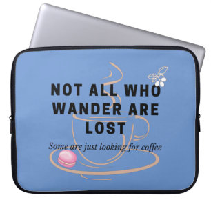 Grappig op zoek naar koffie Quote Laptop Sleeve