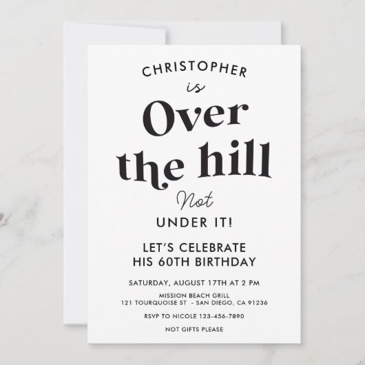 Grappig over de heuvel elke leeftijd verjaardagsfe kaart (Voorkant)