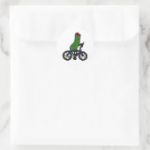 Grappig Pickle Riding Bicycle Cartoon Ronde Sticker (Tas)
