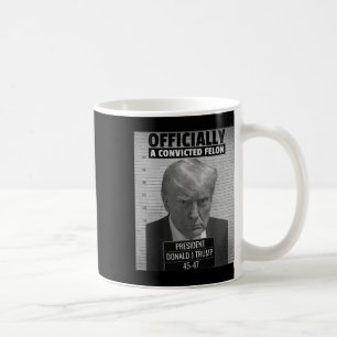 Grappig President Trump is officieel veroordeeld Koffiemok