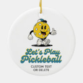 Grappig Retro Pickleball Cartoon Mascotte Custom Keramisch Ornament (Achterkant)