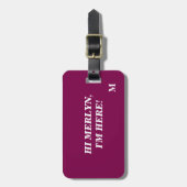 Grappig Roze Monogram Wijn Rood Paarse Typografie Bagagelabel (Voorkant verticaal)
